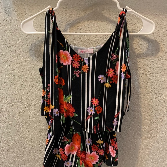 Floral romper - Picture 2 of 3